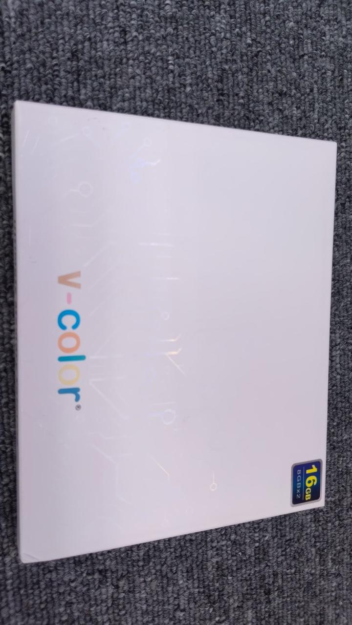 V-COLOR Memory: VHA17ASSR8G8T-8G24SD
