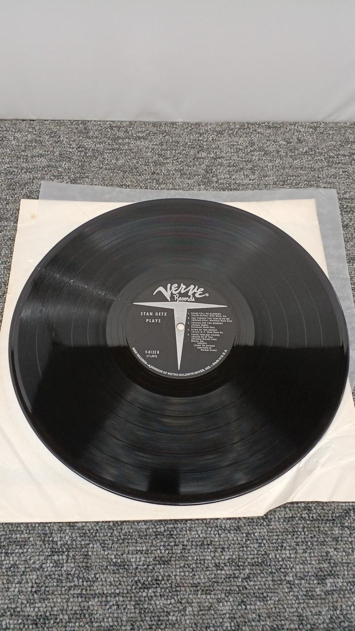 VERVE STAN GETZ PLAYS MGV-11420(V-8133)