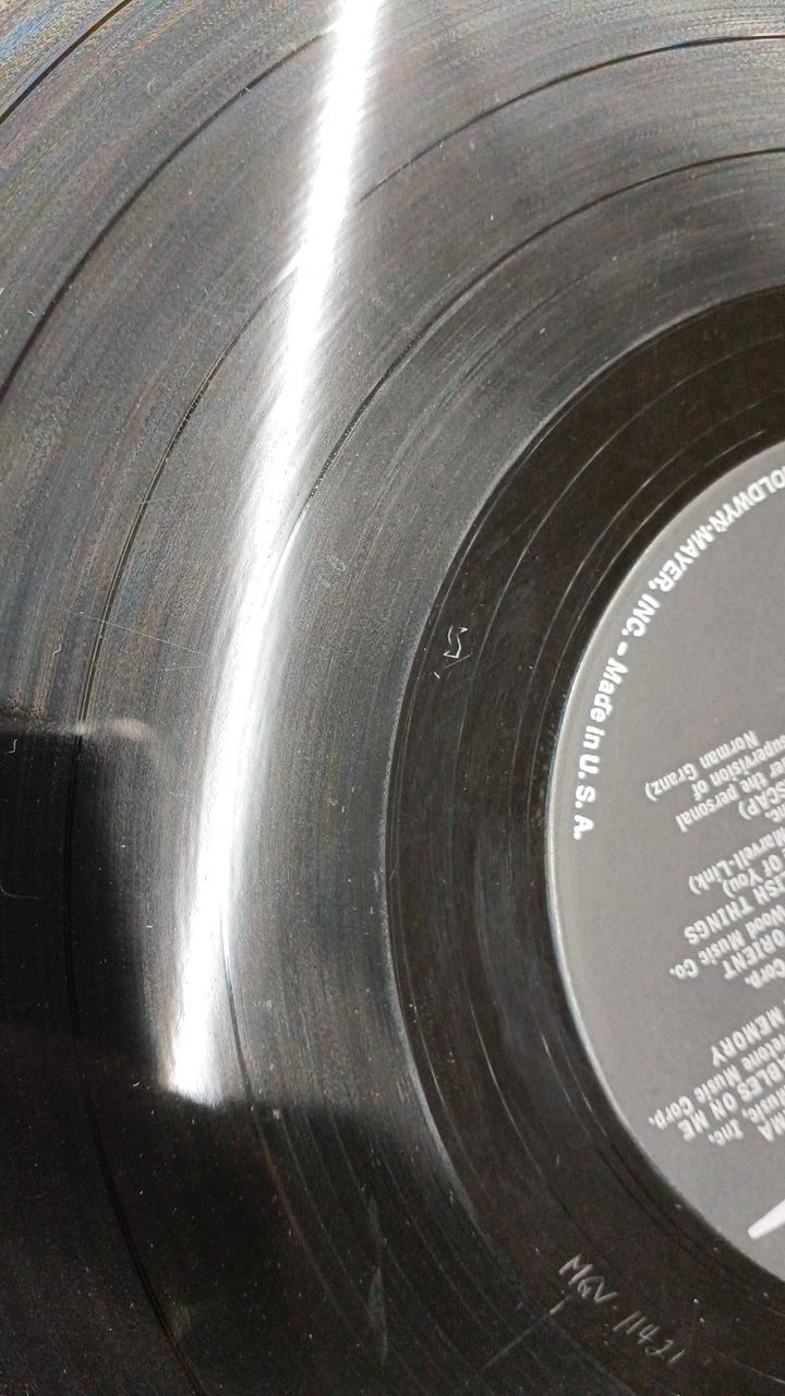 VERVE STAN GETZ PLAYS MGV-11420(V-8133)