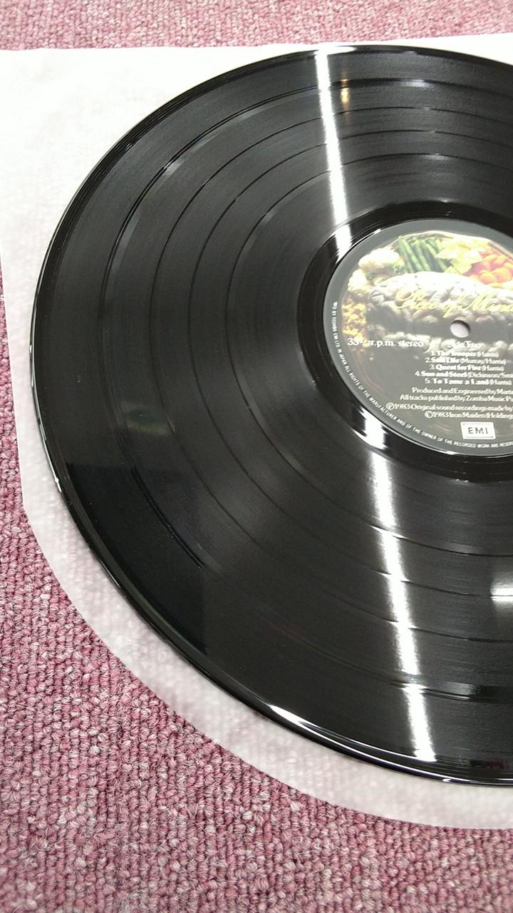 TOSHIBA EMI Record: Brain Revolution / Iron Maiden