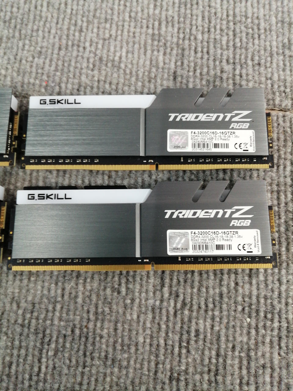 G.SKILL PC Memory F4-3200C16D 16GTZR