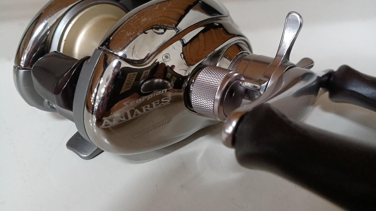 SHIMANO Baitcasting Reel RH 220 Scorpion Antares – BanzaiHobby