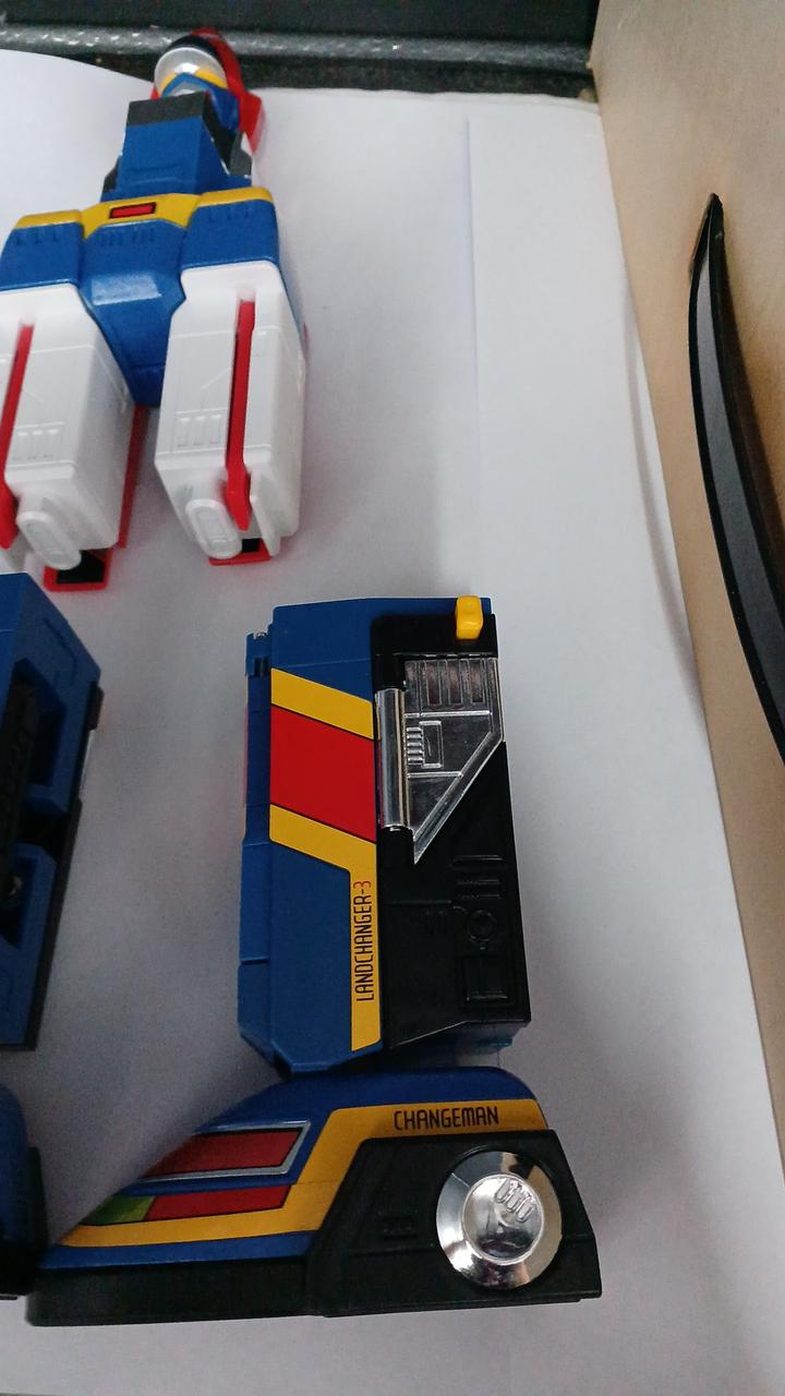 BANDAI DX Chogokin Change Robo Dengeki Sentai Changeman