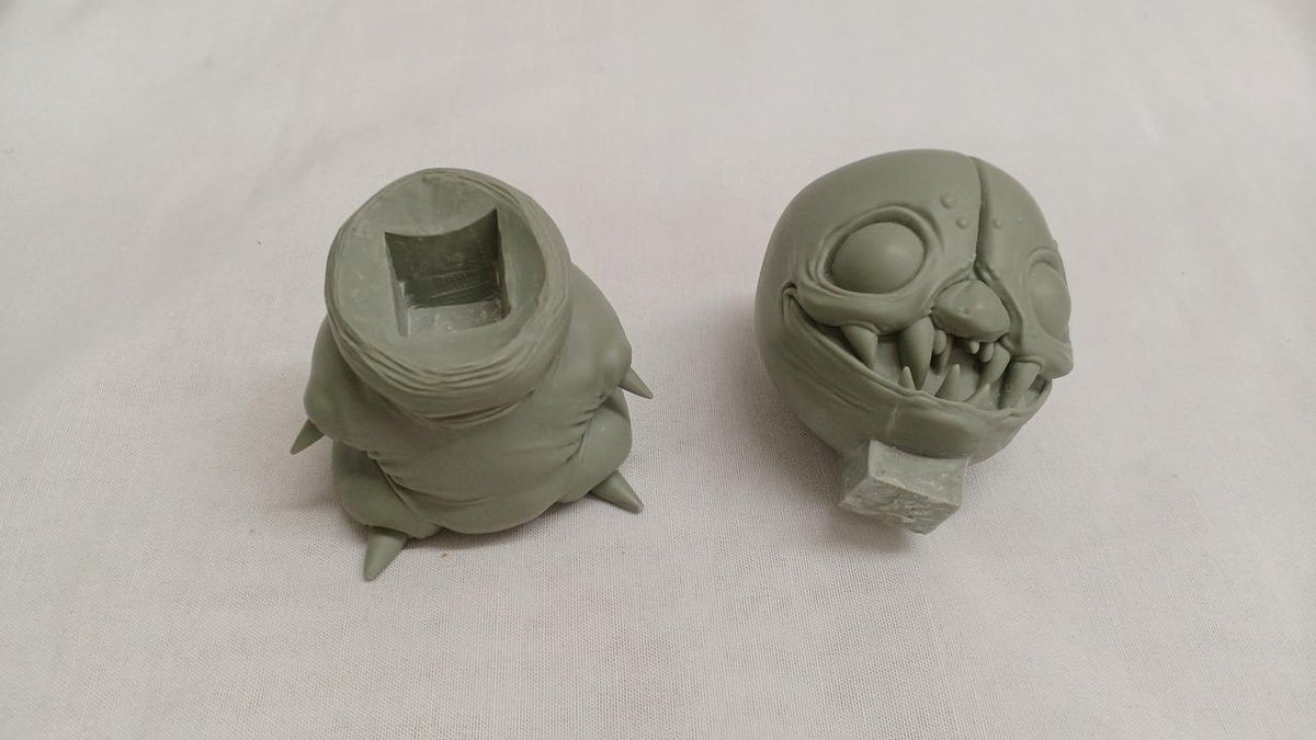 Creepy Hill Garage Kit Clyde - Banzai Thrifting | BanzaiHobby