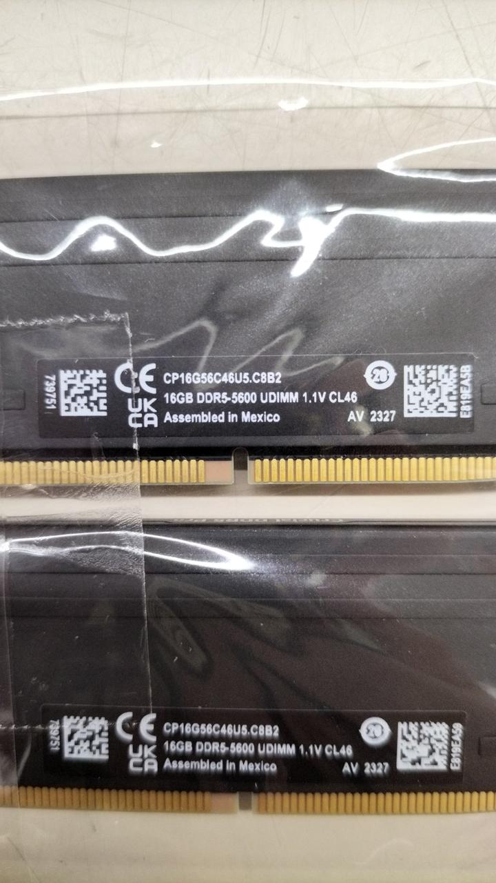 CRUCIAL DDR5 16GB×2 CP16G56C46U5. C8B2