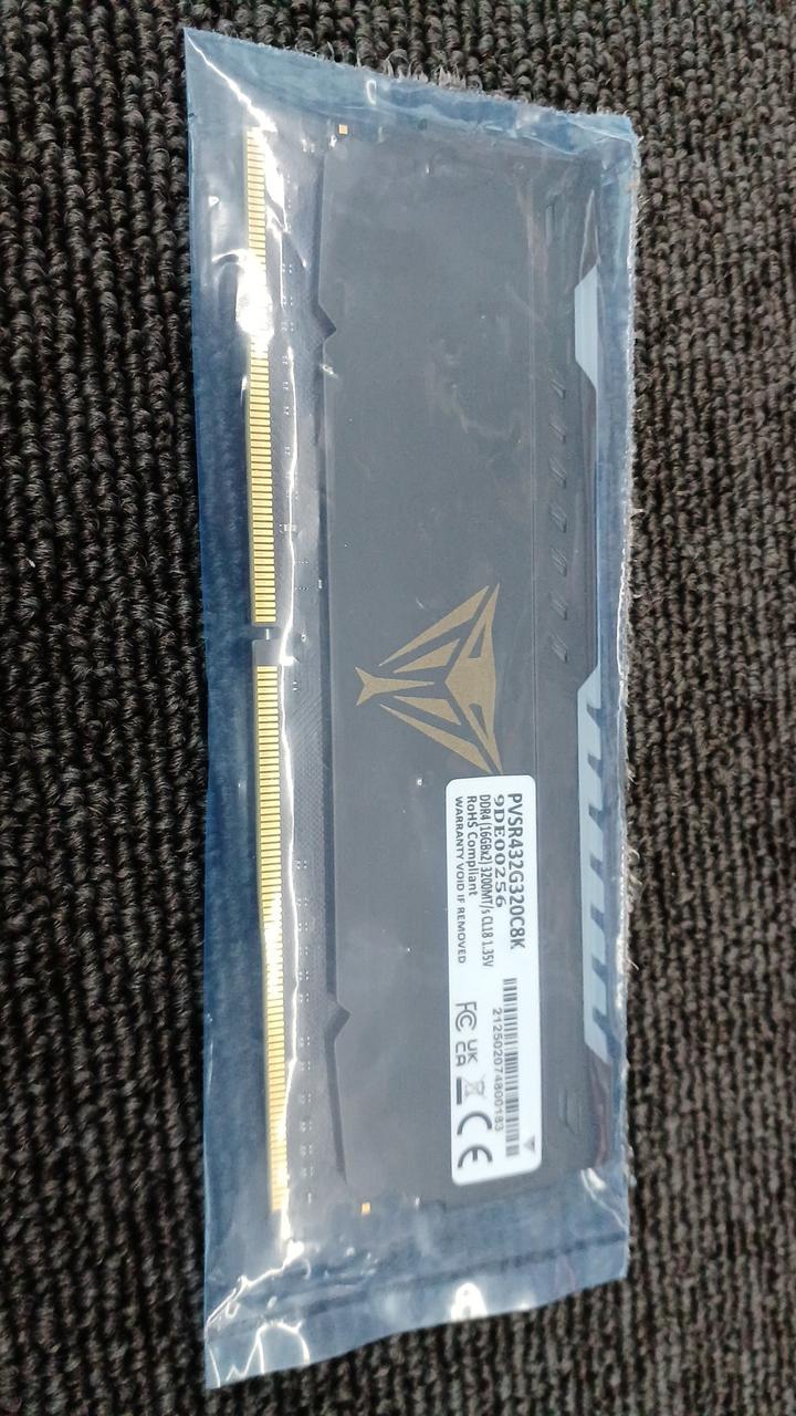 PATRIOT DDR4 Desktop Memory PVSR432G320C8K