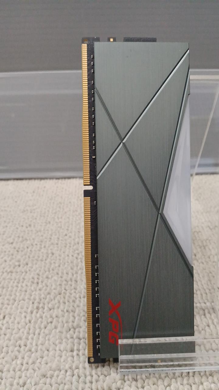 XPG Memory AX4U32008G16A-DT50