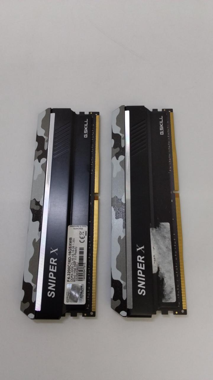 G.SKILL Memory: F4-3200C16D-16GSXWB