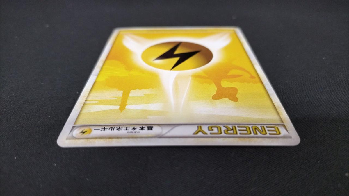 Pokémon Card Basic Lightning Energy LEGEND - Banzai Thrifting | BanzaiHobby