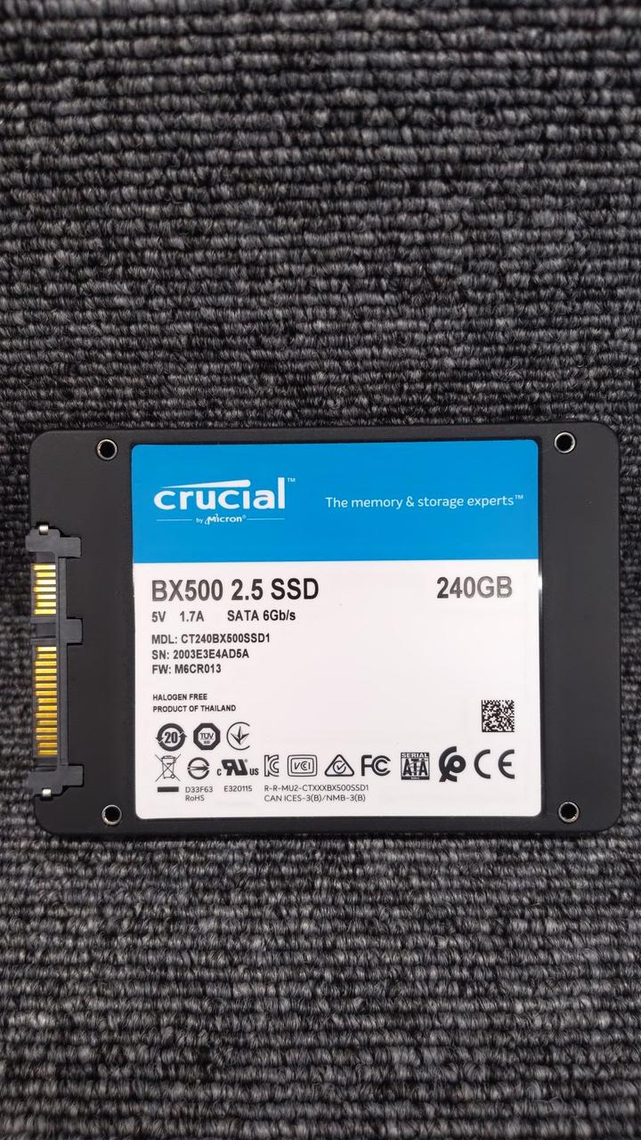 CRUCIAL SSD CT240BX500SSD1