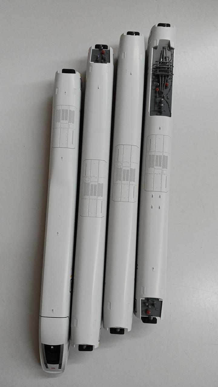 KATO N Cage ICE4 10-2024 Federal Republic of Germany Formation 7-Car Basic Set