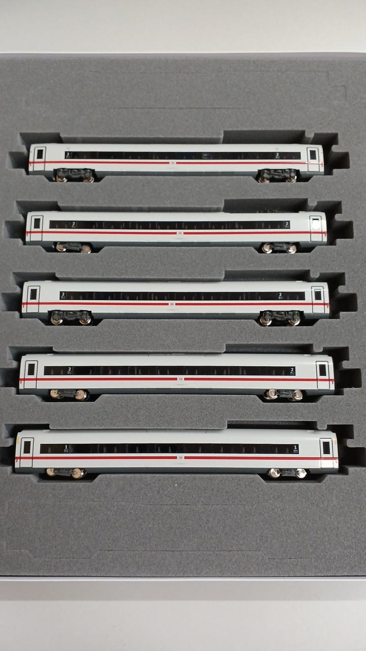 KATO N Cage ICE4 10-1513 5-Car Expansion Set