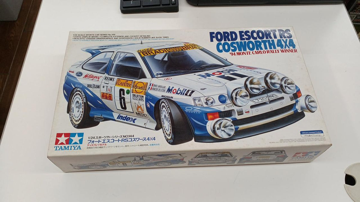 TAMIYA Ford Escort RS Cosworth 4×4