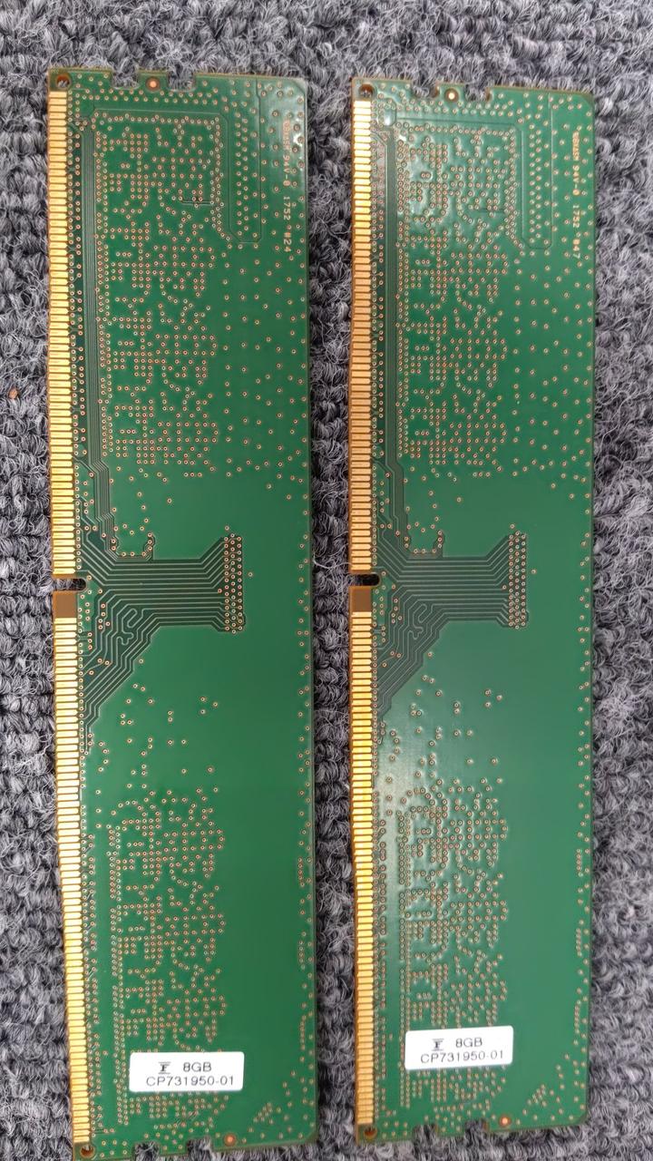 SAMSUNG Desktop Memory M378A1K43CB2-CRC