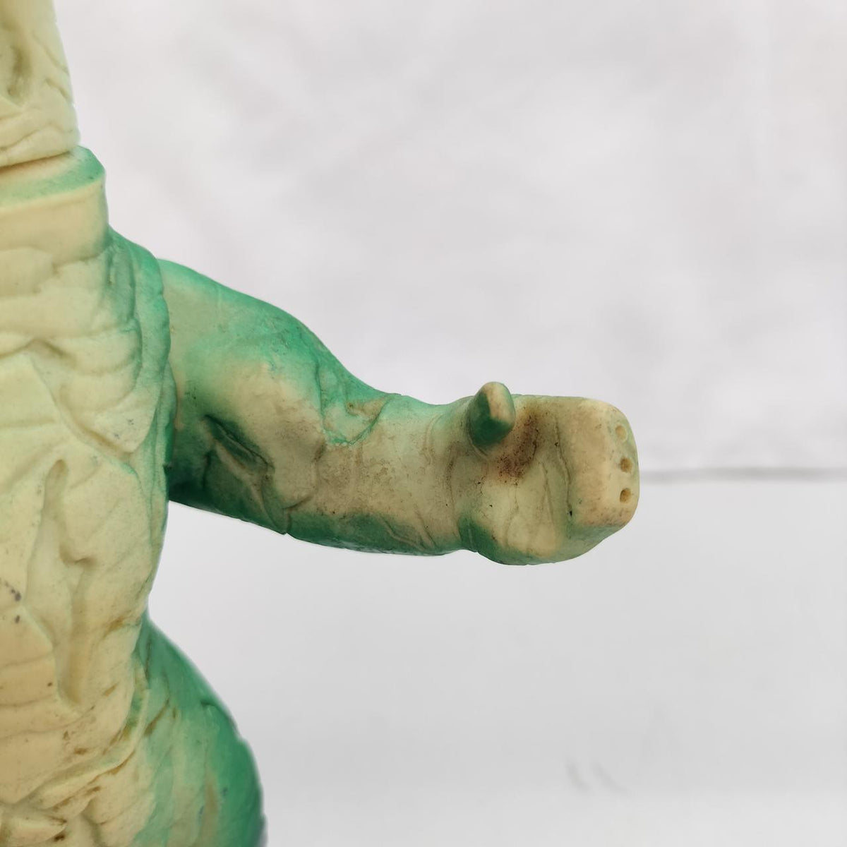 Burmak Kaiju Sofubi Eleking