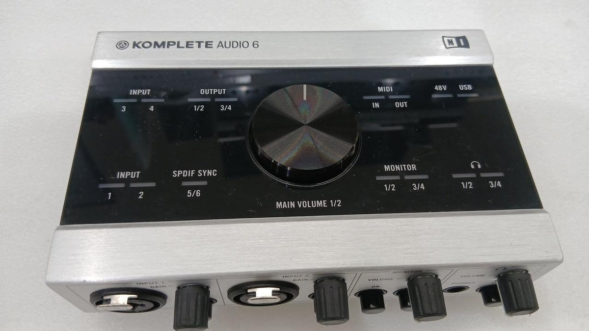 [JUNK] NATIVE INSTRUMENT Audio Interface TRAKTOR AUDIO 6