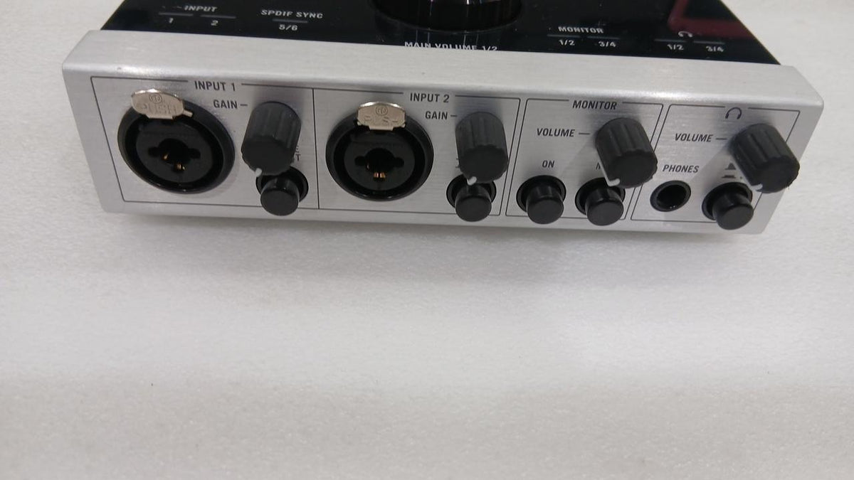 [JUNK] NATIVE INSTRUMENT Audio Interface TRAKTOR AUDIO 6
