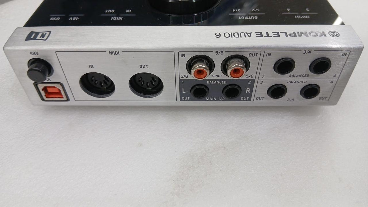 [JUNK] NATIVE INSTRUMENT Audio Interface TRAKTOR AUDIO 6