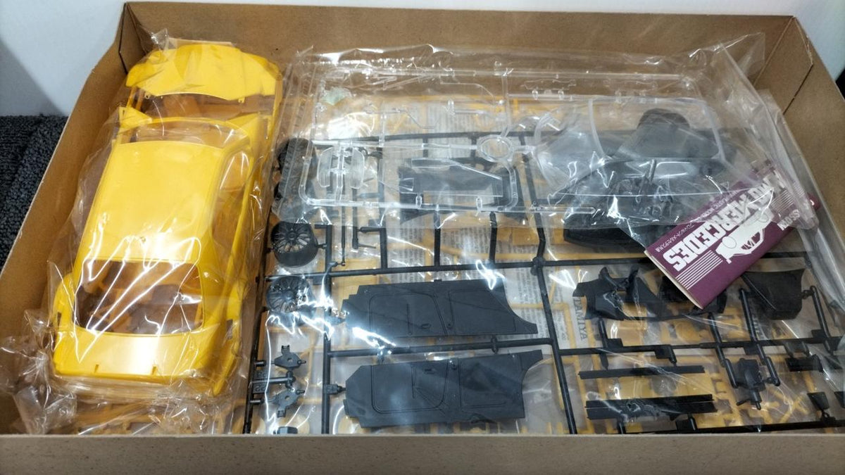 TAMIYA Display Model AMG Mercedes C-Class DTM