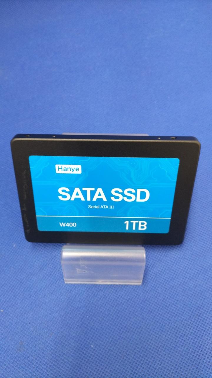 HANYE SATA SSD W400-1TBSY01