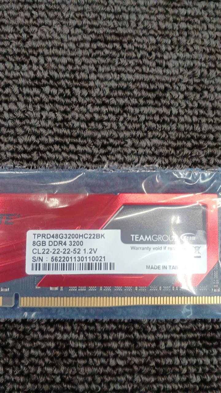 TEAM DDR4 Desktop Memory TPRD48G3200H22BK