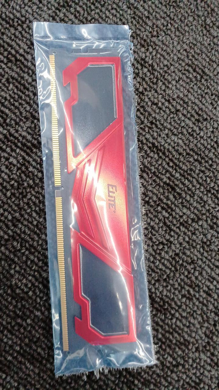 TEAM DDR4 Desktop Memory TPRD48G3200H22BK