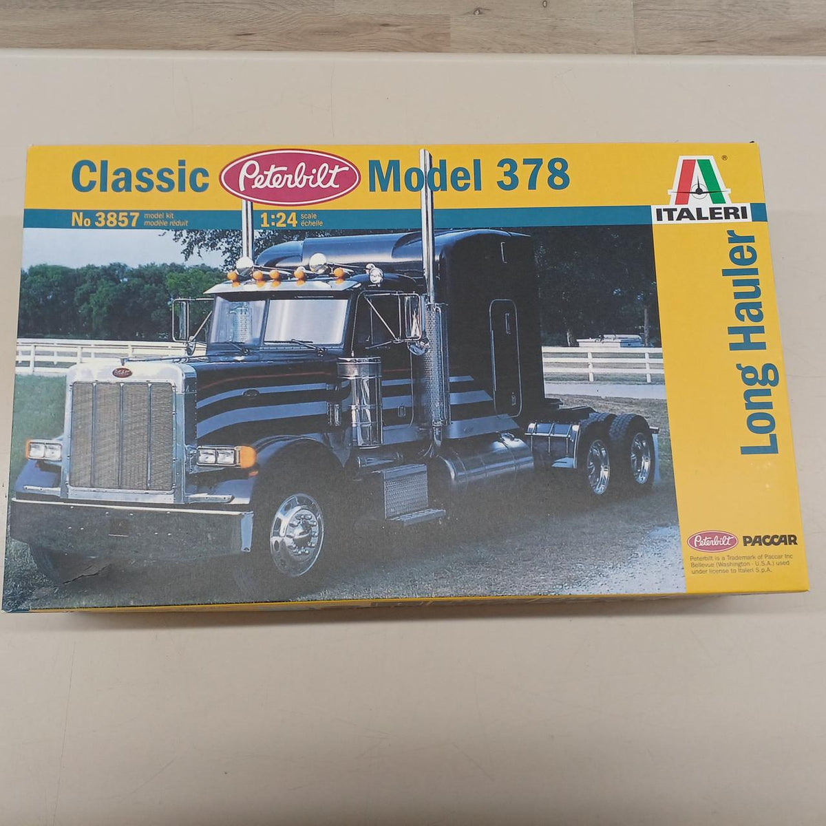 Italeri Plastic Model Peterbilt 378 Long Hourer Tractor Head