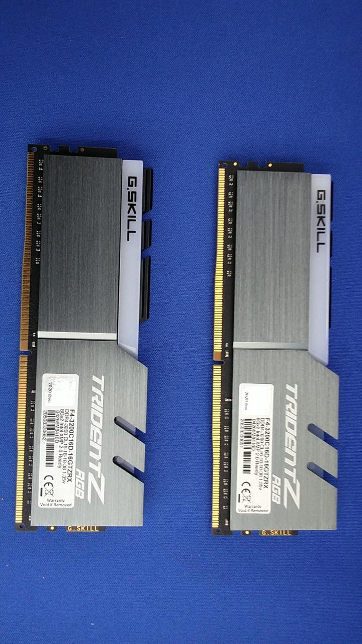 [JUNK] G,SKILL DDR4 Memory Card F4-3200C16D-16GTZRX