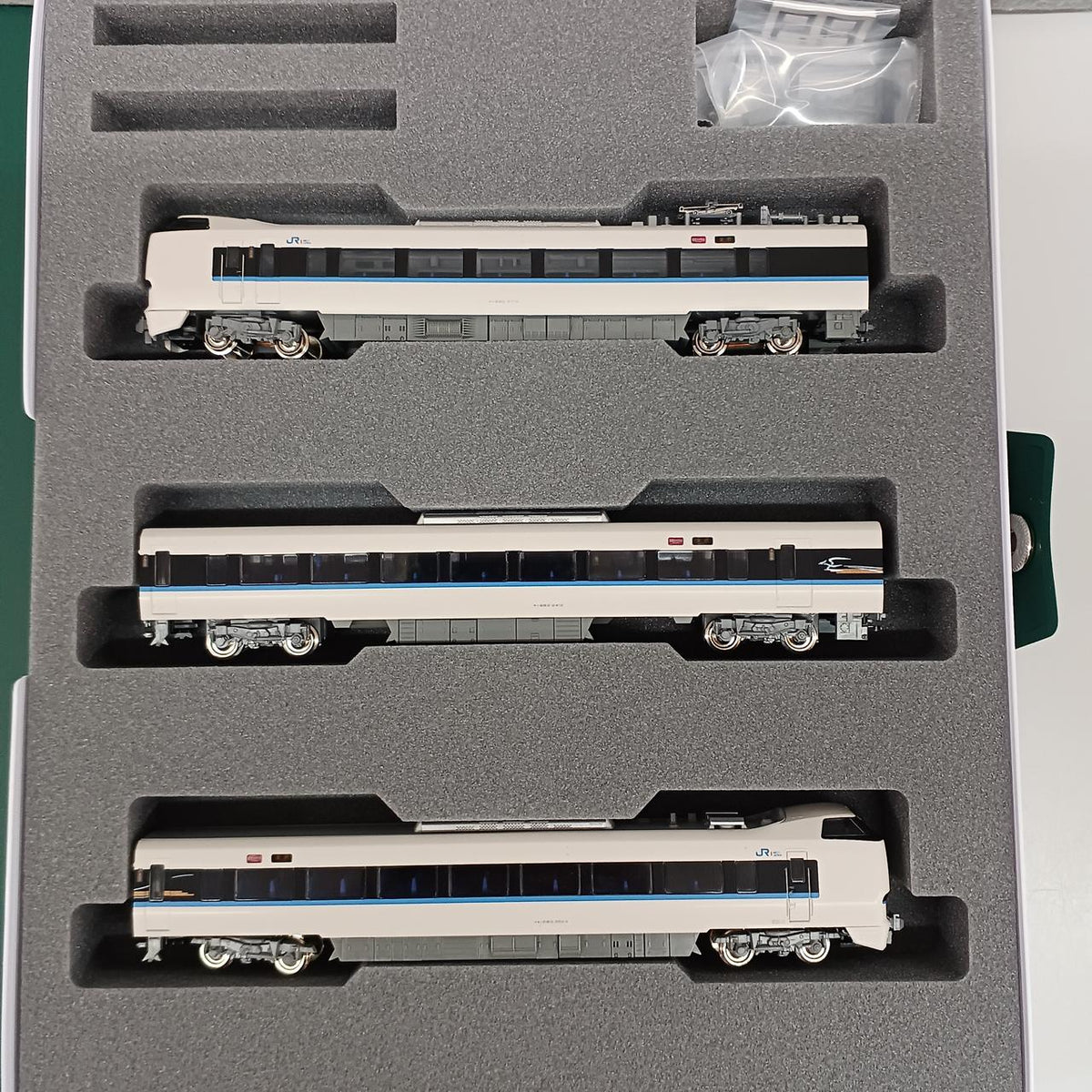 KATO N Gauge 683 Series 2000 Subseries Noto Bonfire 3-Car Set