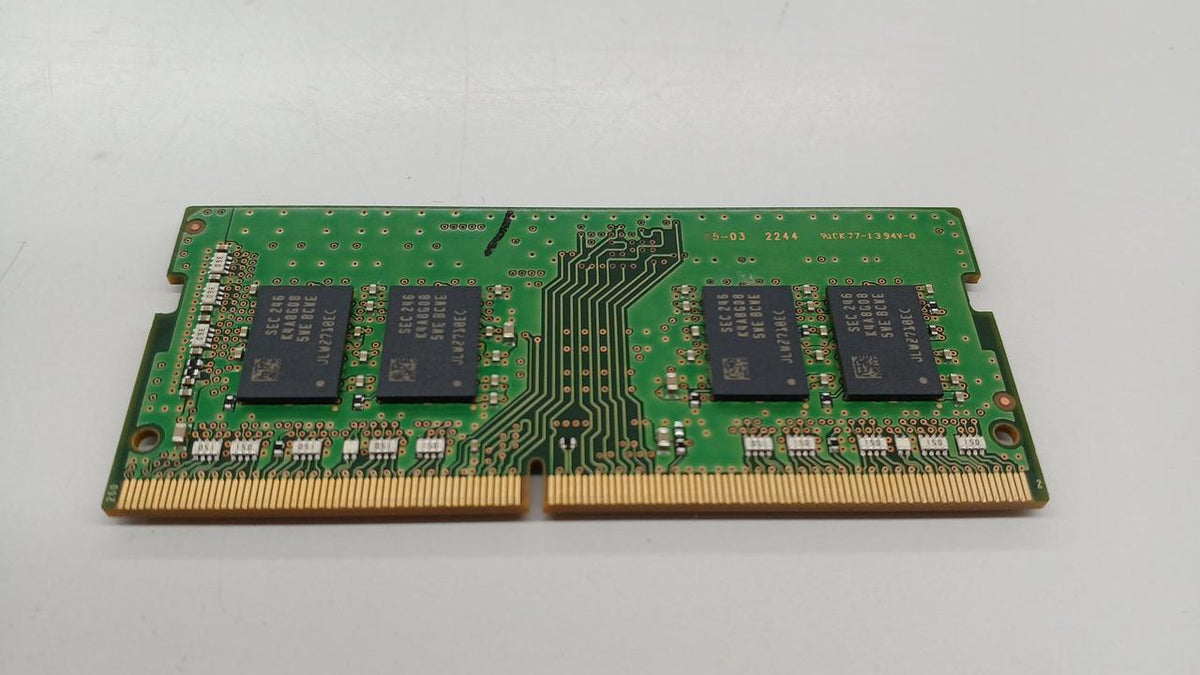 SAMSUNG DDR4 (8GB) Memory: M471A1K43EB1
