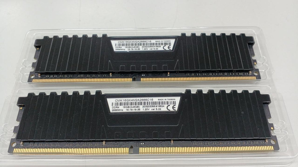 CORSAIR PC Memory CMK16GX4M2A2666C16