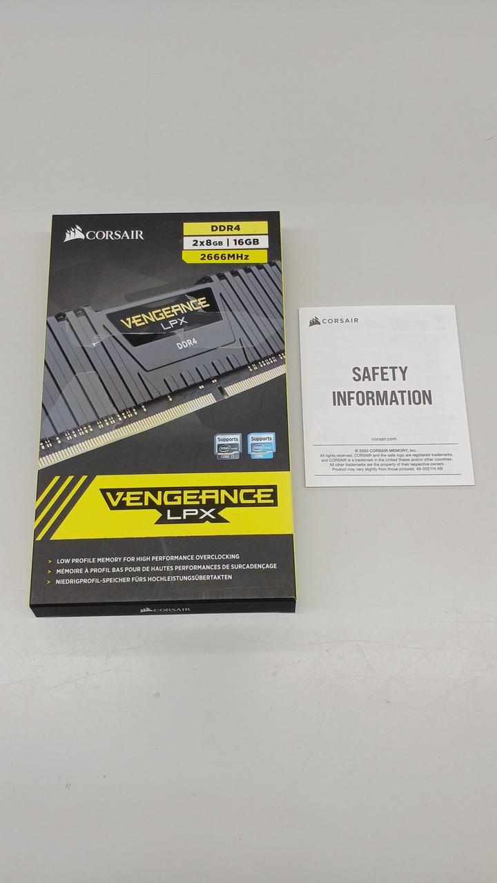 CORSAIR PC Memory CMK16GX4M2A2666C16