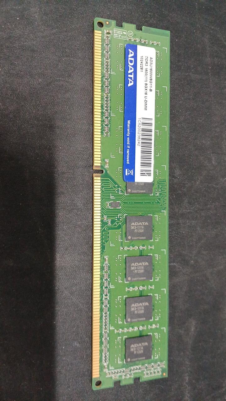 - DDR3 Memory 1600 (8GB 6 Discs) DDR3-1600