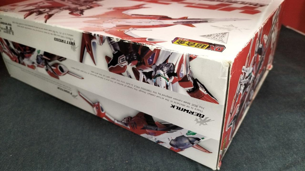 Bandai DX Chogokin YF-29 (Alto Model) DX Chogokin