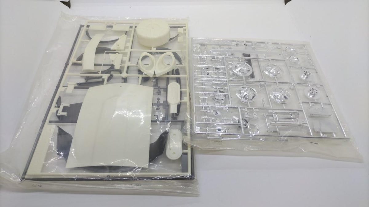 TAMIYA Fairlady 240ZG Retail Type / Unopened Inner Bag