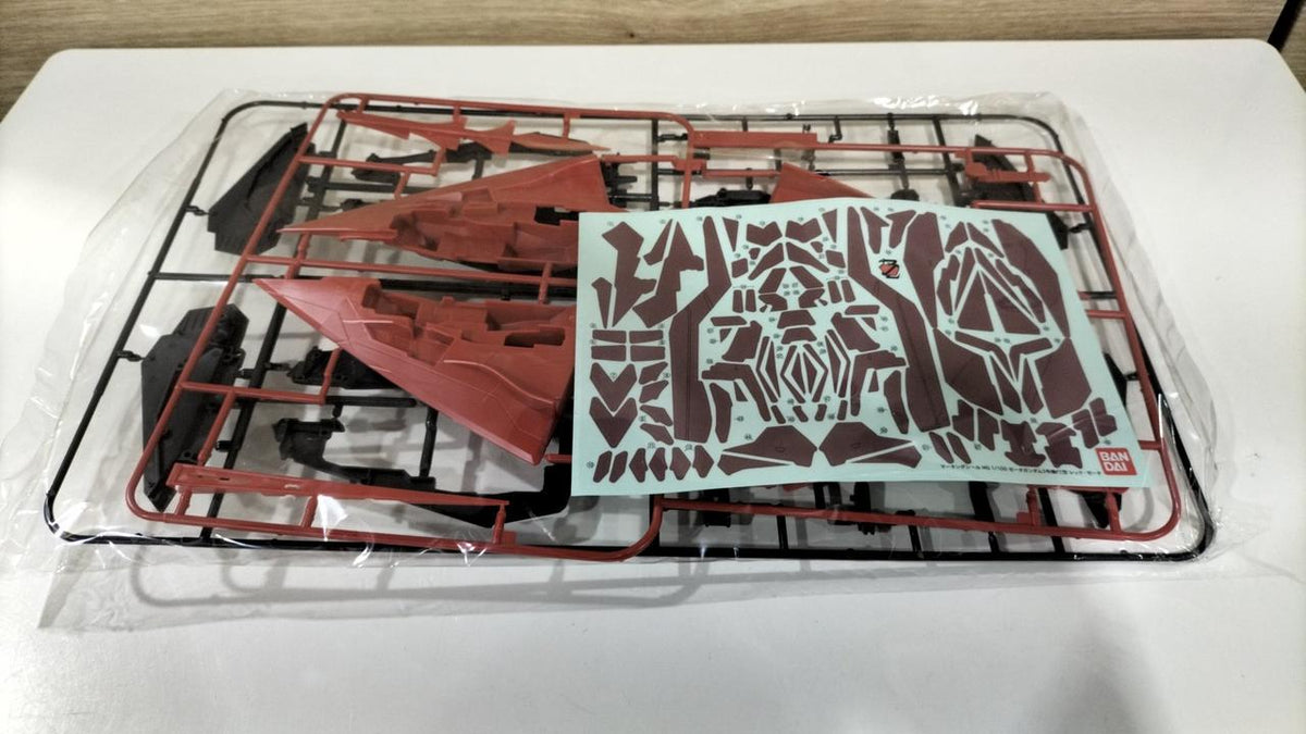 BANDAI MG 1/100 Zeta Gundam Unit 3 P2 Type
