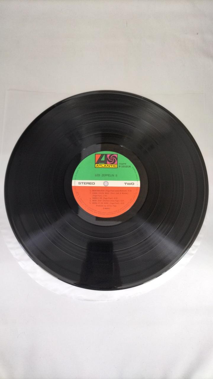 Atlantic LP record LEDZEPPLIN2/LEDZEPPLIN