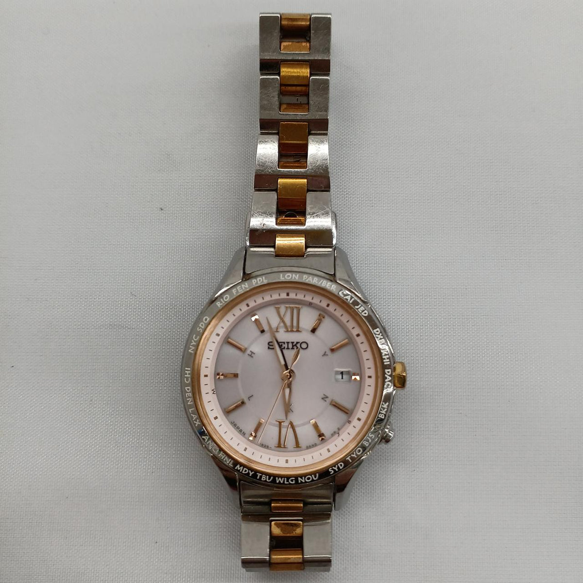 SEIKO Solar Radio-Controlled Wristwatch 1B25-0AH0