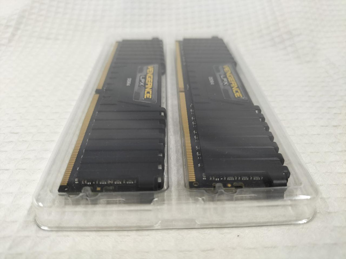 VENGEANCE DDR4 8GBX2 CMK16GX4M2A2666C16