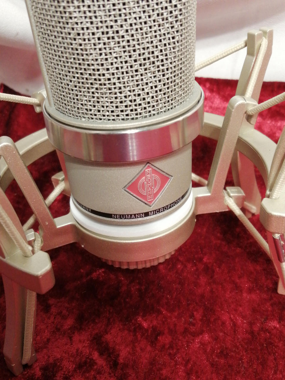 NEUMANN Condenser Microphone TLM102