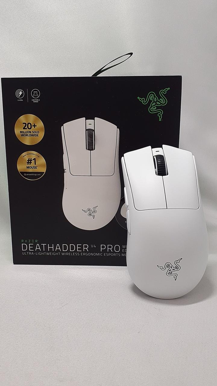 RAZER Gaming Mouse DEATHADDER V4 PRO