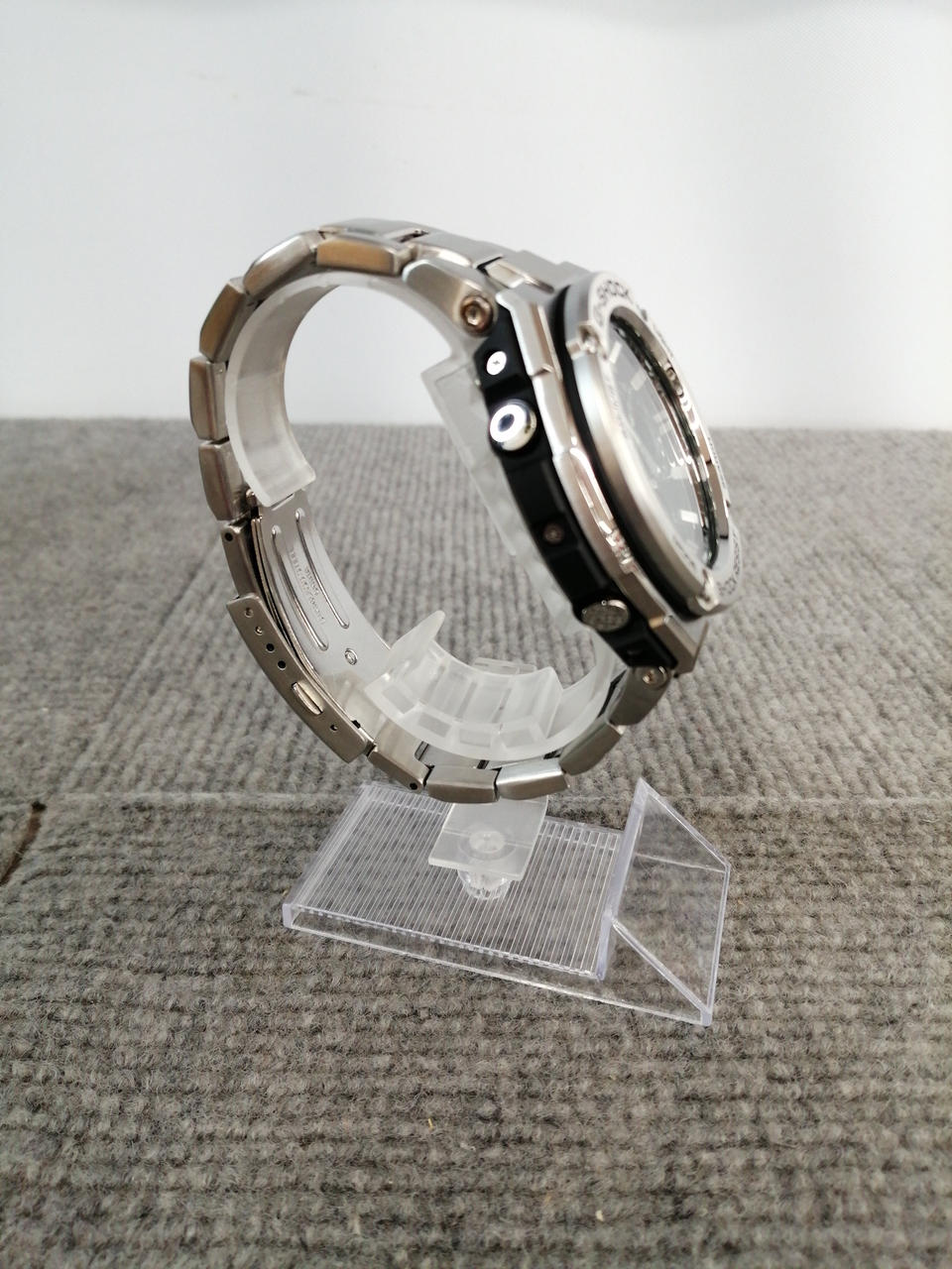 CASIO G-SHOCK GST-W110D