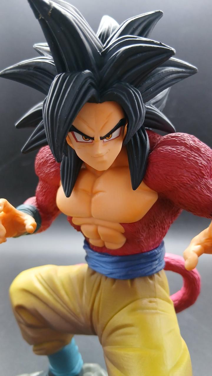 BANDAI 4TH Anniversary Figure - Super Saiyan 4 Son Goku - Ichiban Kuji Dragon Ball ULTIMATE EVOLUTIO