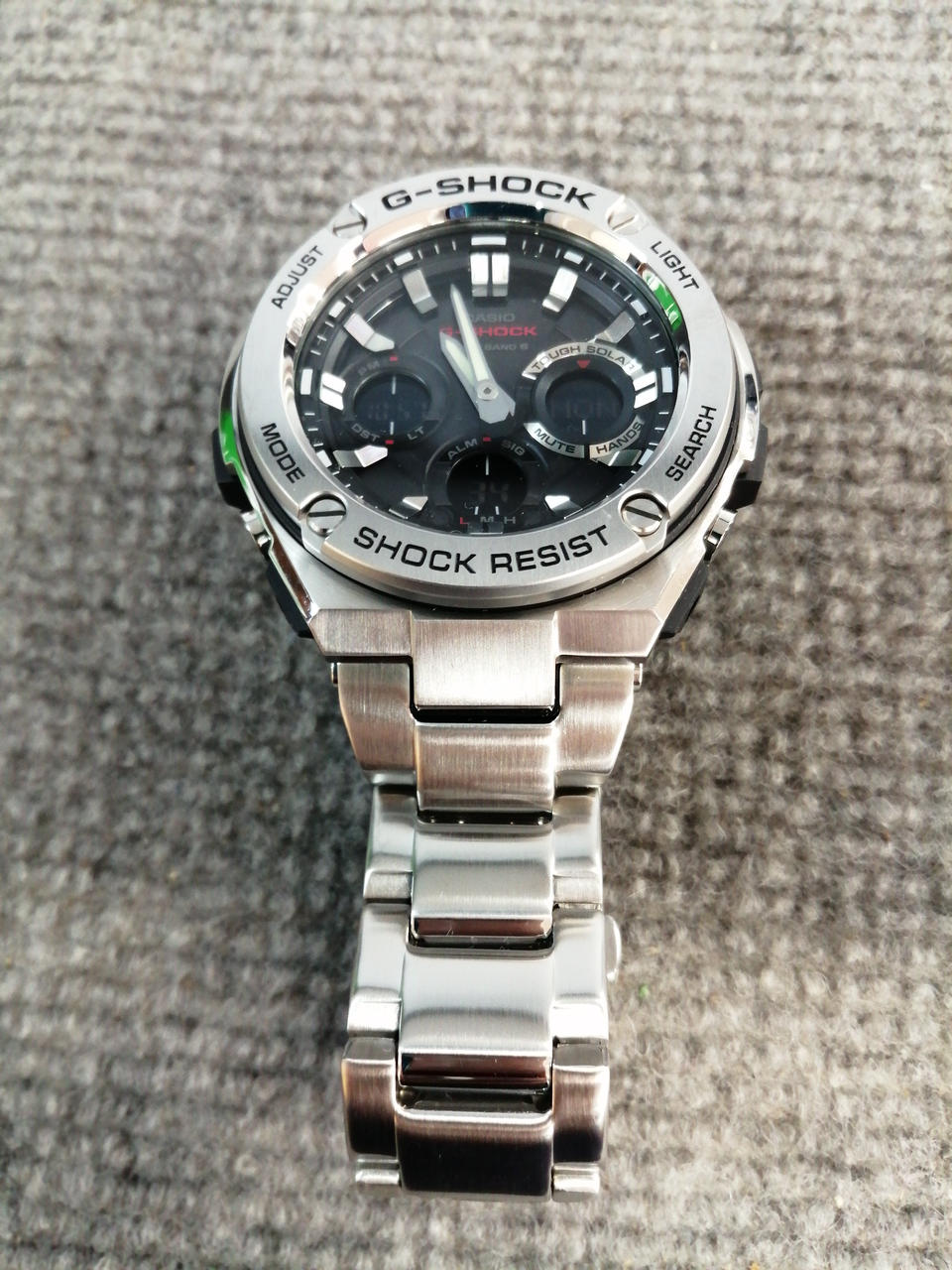 CASIO G-SHOCK GST-W110D