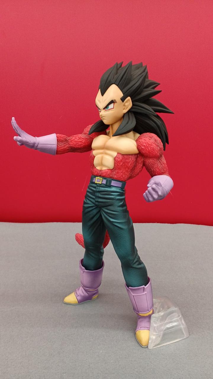 BANDAI Ichiban Kuji Dragon Ball Prize C: Super Saiyan 4 Vegeta