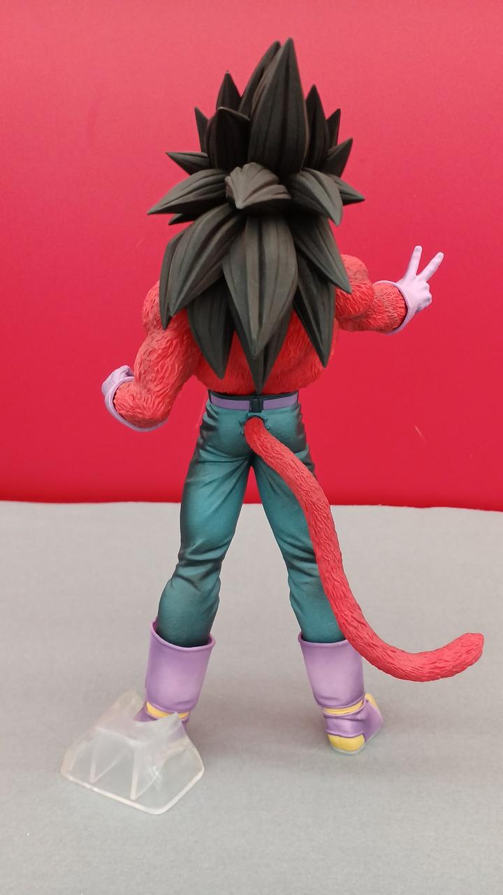 BANDAI Ichiban Kuji Dragon Ball Prize C: Super Saiyan 4 Vegeta