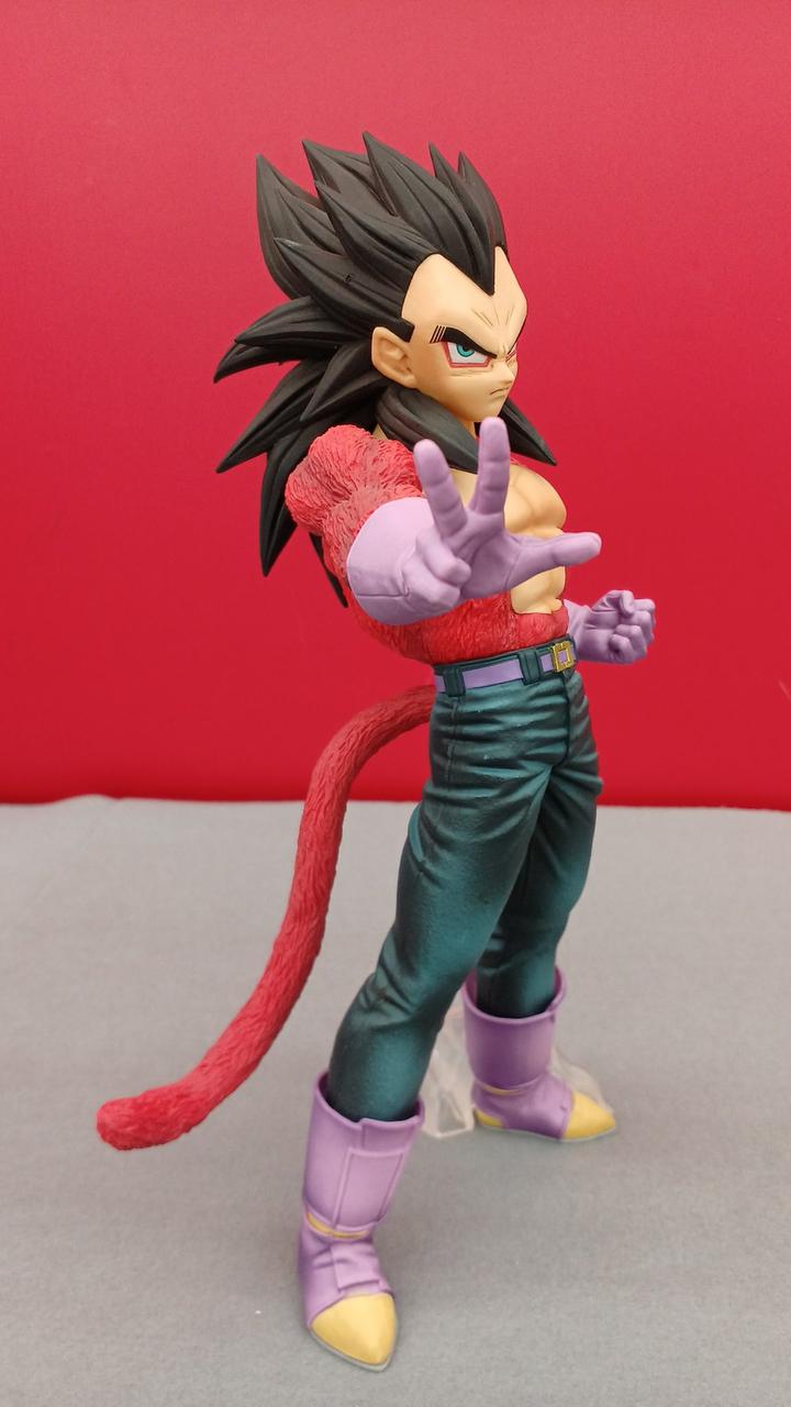 BANDAI Ichiban Kuji Dragon Ball Prize C: Super Saiyan 4 Vegeta