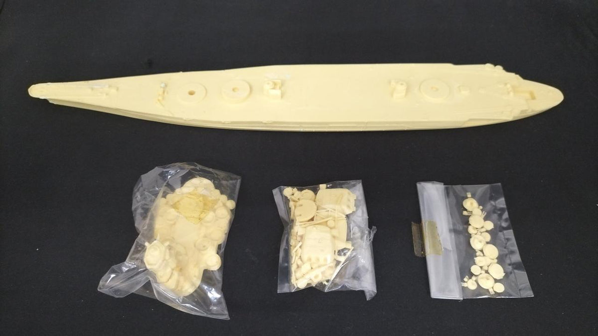 pet shop Battleship Yamato 1/700 - Banzai Thrifting | BanzaiHobby