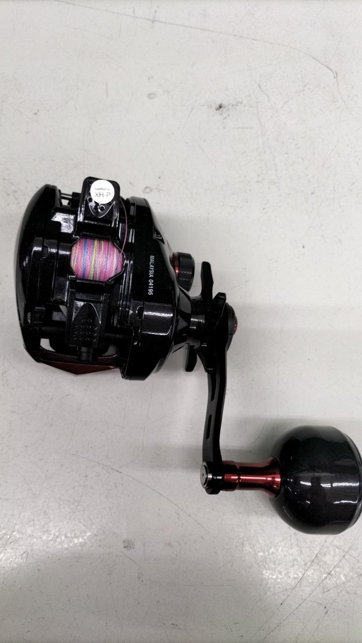 SHIMANO Baitcasting Reel GENPU XT 200PG with Box