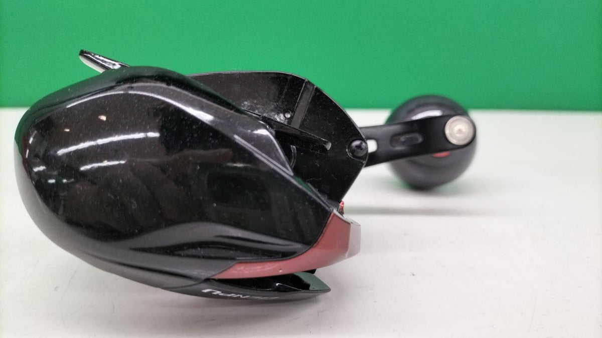 SHIMANO Baitcasting Reel GENPU XT 200PG with Box